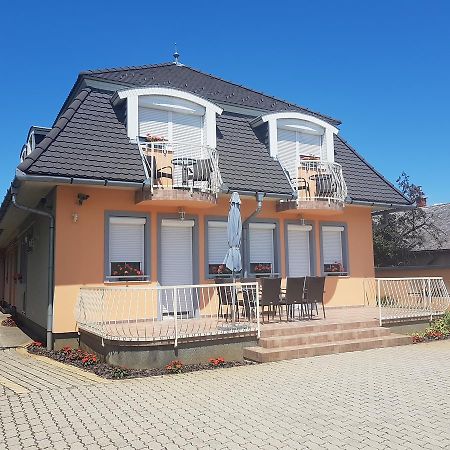 Richie Ii. Apartman Siófok Exterior foto